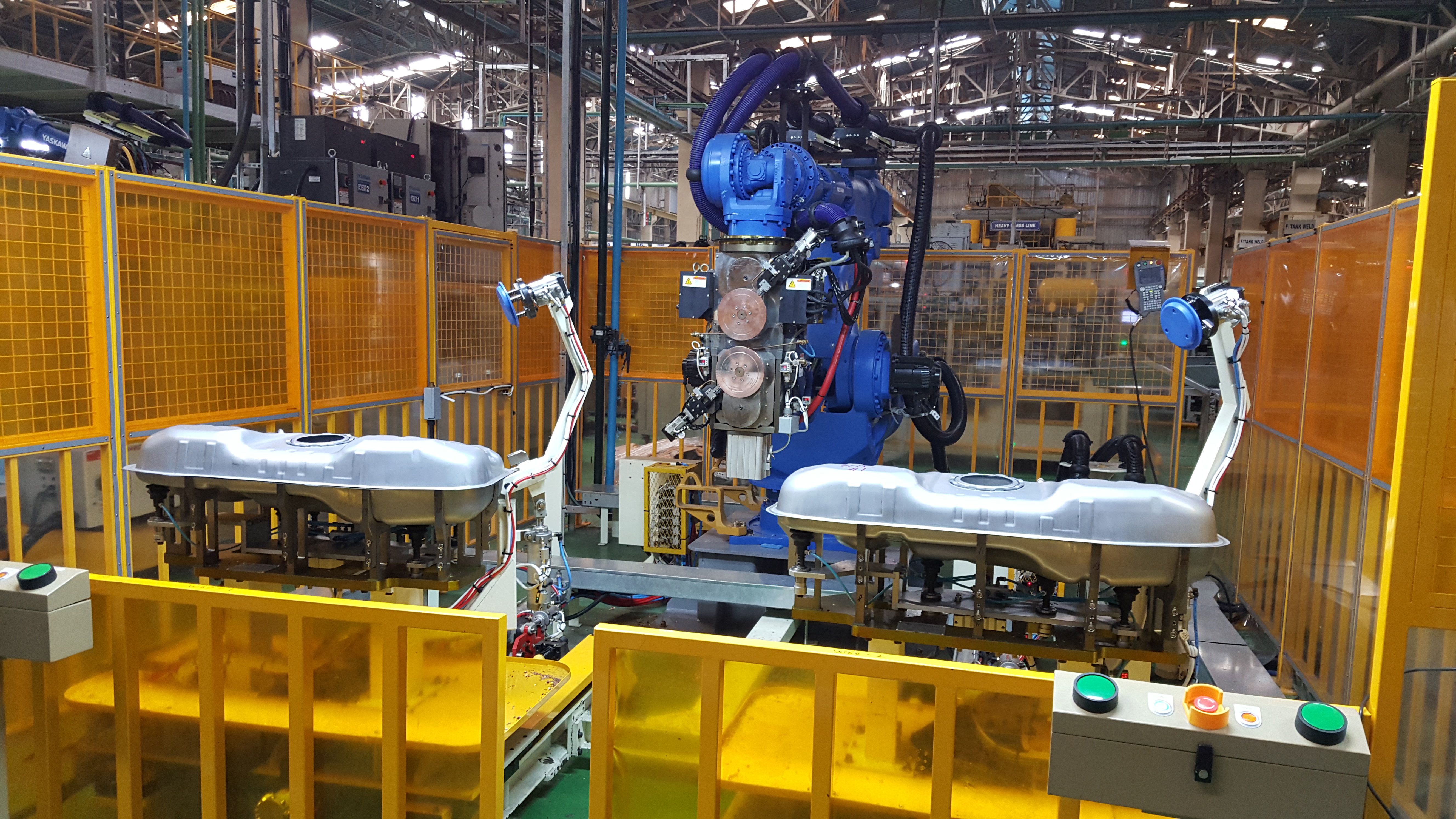 자동화 용접 라인